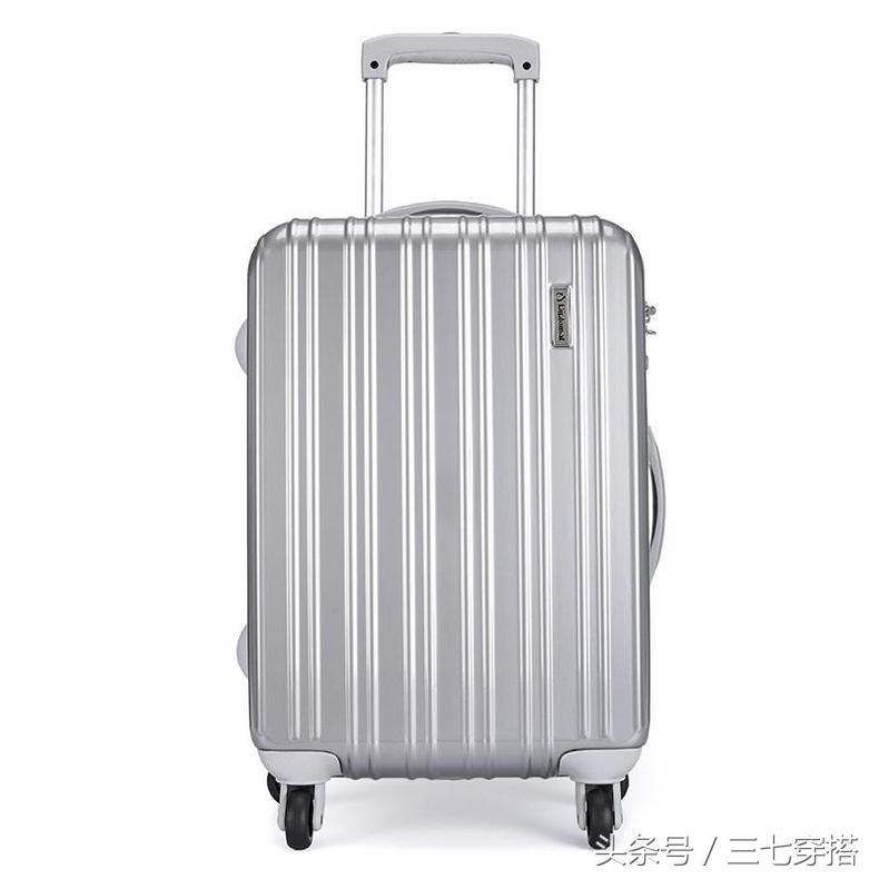 九月份机场穿搭高级感,机场穿搭也要时髦又有型