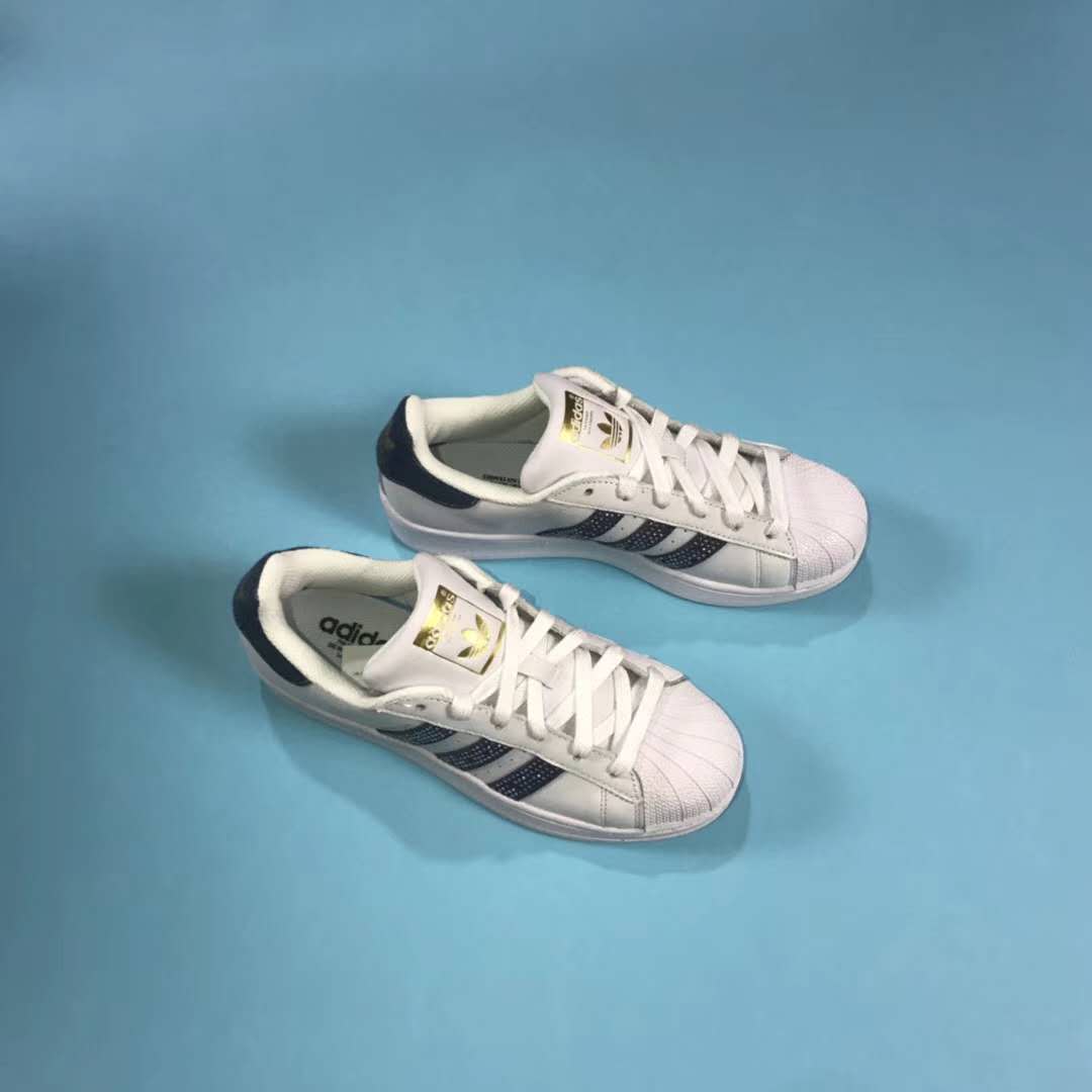 阿迪达斯adidas新款鞋限量,阿迪达斯adidas正品折扣