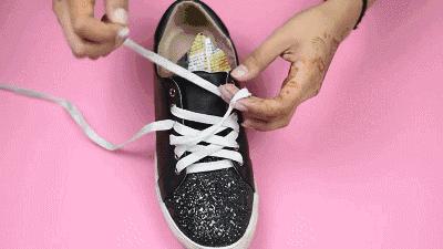 搭配裙子的长鞋带怎么系好看,穿着裙子如何优雅的系鞋带