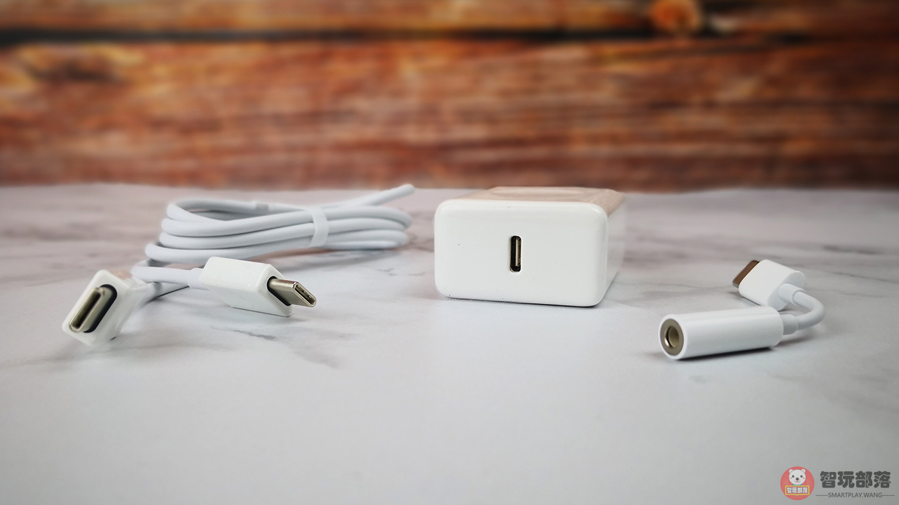 坚果r1客观评价,坚果r1评测爱否科技