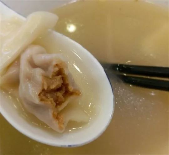 大连正宗虾仁三鲜馅馄饨,皮薄馅厚的馄饨大家都无法拒绝吧