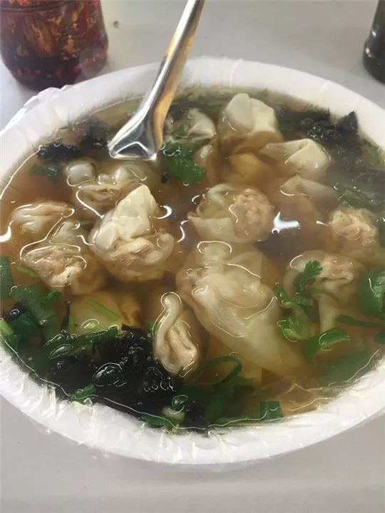 大连正宗虾仁三鲜馅馄饨,皮薄馅厚的馄饨大家都无法拒绝吧