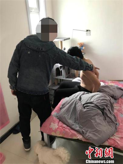 湖北襄阳破“绝地求生”游戏外挂案：跨六省抓获11名嫌犯