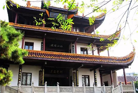 亭台楼阁轩榭廊舫一体的房子,人造亭台楼阁轩榭廊舫靓丽夺目