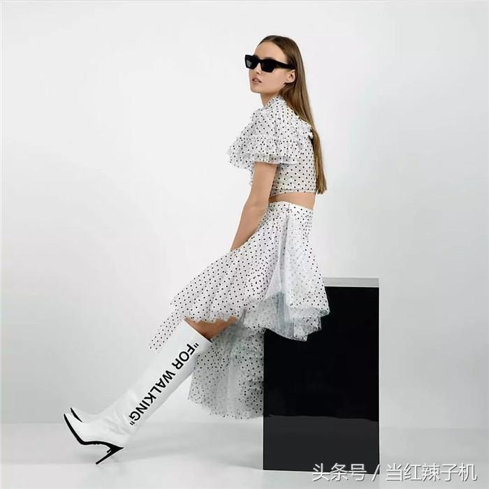 近些年大牌的logo改动,大牌logo借助中国元素