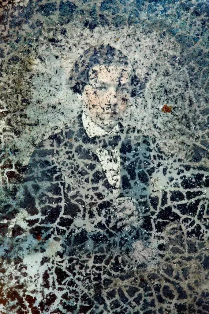 就是让你比PhotoLondon的VIP看的展还要早！