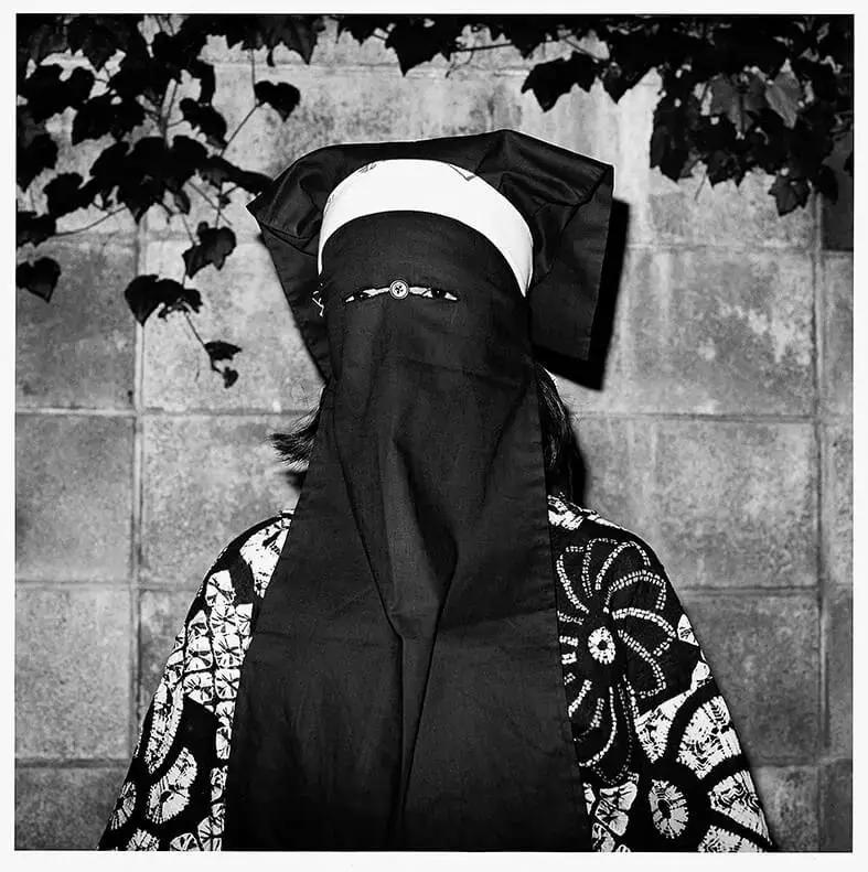 就是让你比PhotoLondon的VIP看的展还要早！