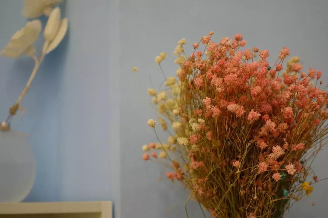 索尼黑卡rx100一代支持几倍变焦,索尼黑卡rx100m7现价2021