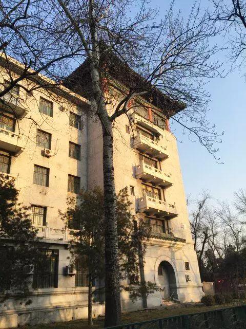 南方人和北方人的笑话,南方人去北方吃饭闹笑话