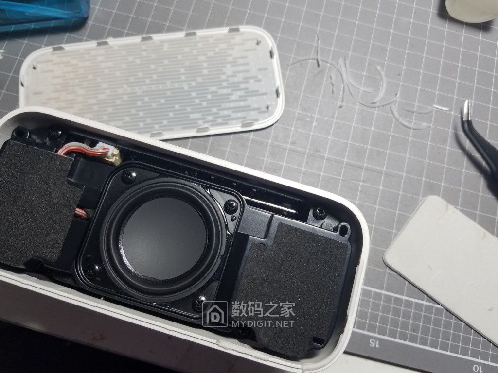 拆解报告天猫精灵方糖r智能音箱,天猫精灵方糖gt怎么拆机