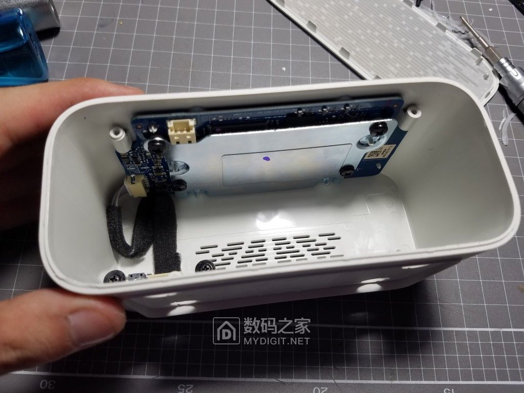 拆解报告天猫精灵方糖r智能音箱,天猫精灵方糖gt怎么拆机