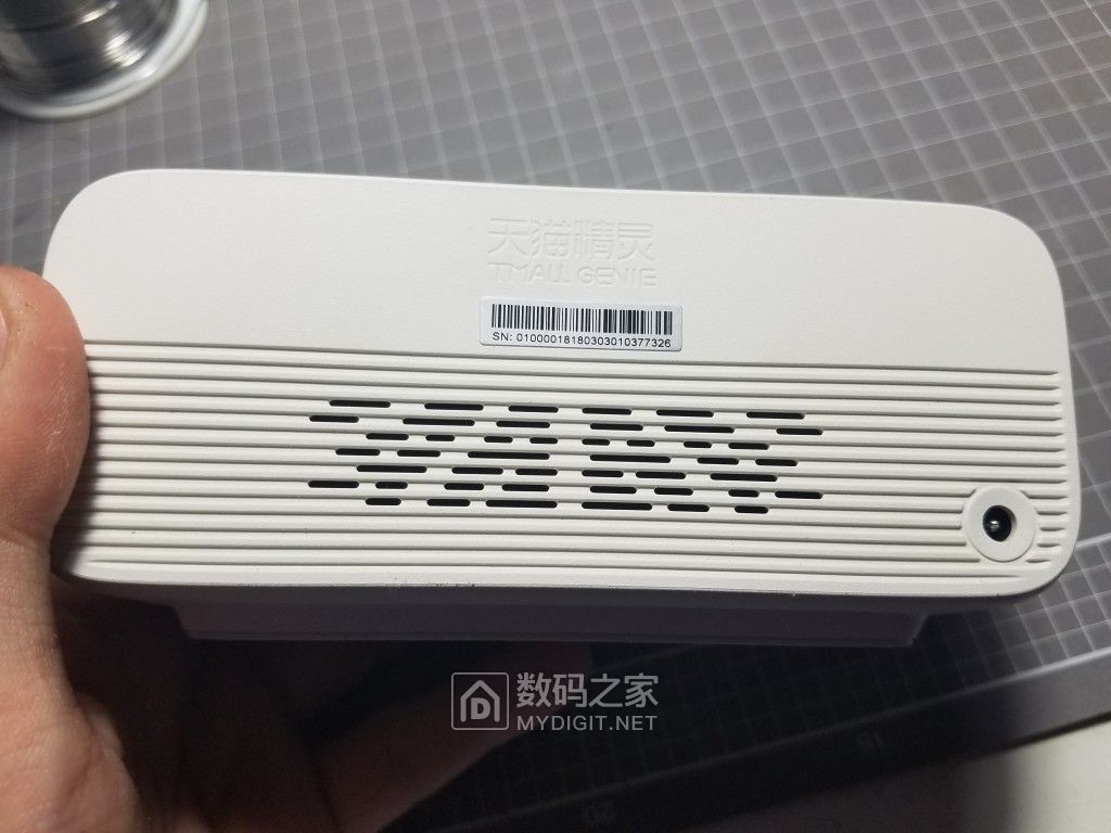 拆解报告天猫精灵方糖r智能音箱,天猫精灵方糖gt怎么拆机