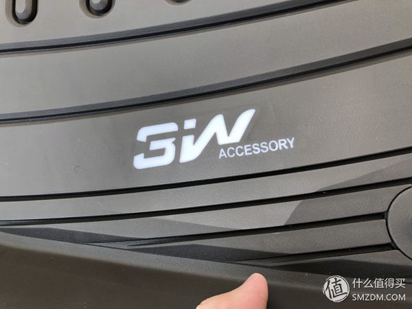 如何选择适合汽车脚垫的最新材料,选哪种颜色汽车脚垫好看