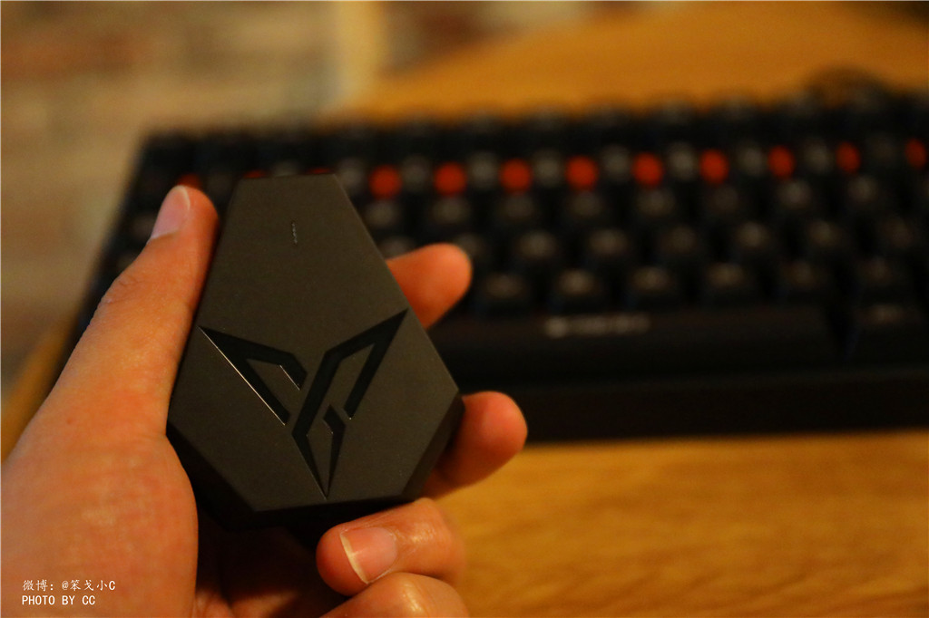 飞智q1手游键鼠转换器如何连接,飞智q1键鼠转换器不适配键盘