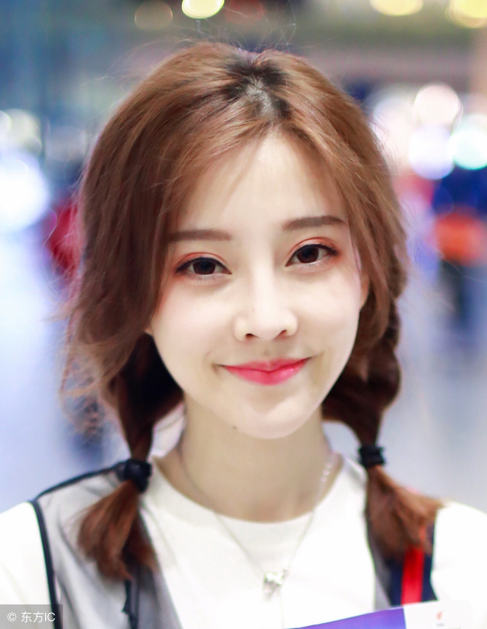 冯提莫你是怎么成为斗鱼一姐的，国民女神不该被网络*力暴**“糟蹋”