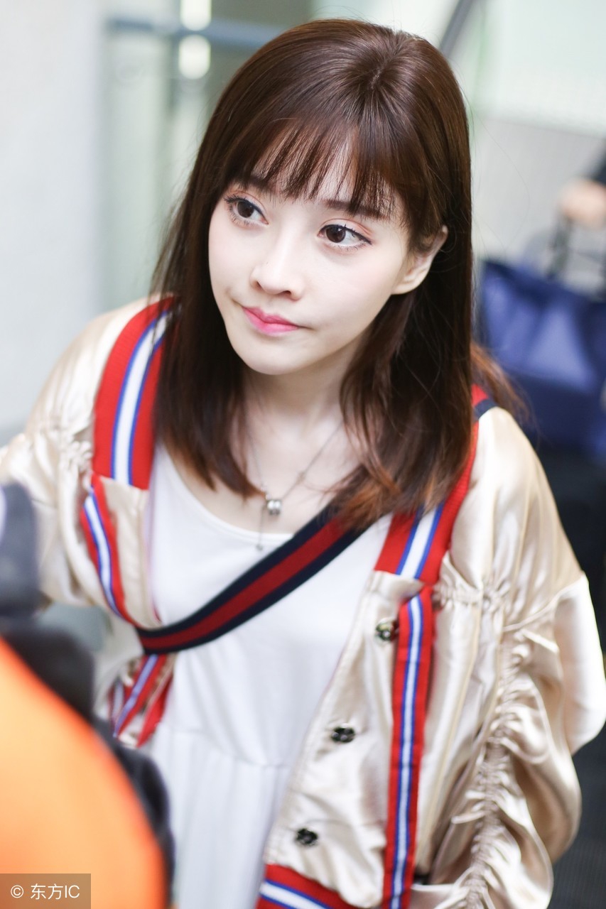 冯提莫你是怎么成为斗鱼一姐的，国民女神不该被网络*力暴**“糟蹋”