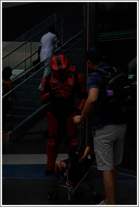 佳能5d2和80d哪个值得入手,80d佳能和5d2