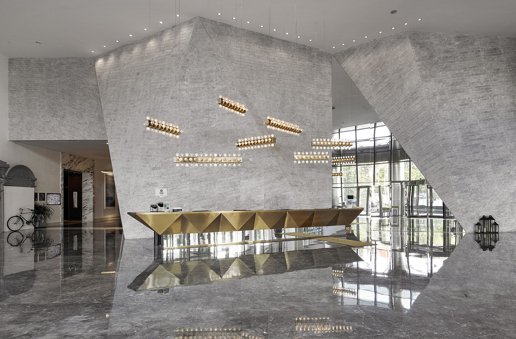 上海闵行宝龙艾美酒店酒吧,上海闵行宝龙艾美酒店简介