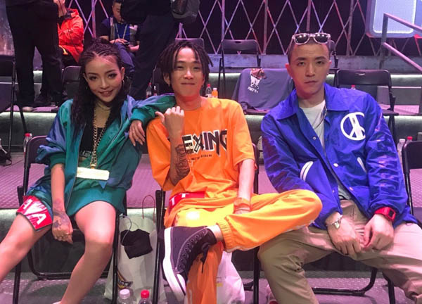 学会swag嘻哈风穿搭，让你帅过男朋友，酷炸一整夏！