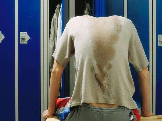 总爱出汗什么意思,容易出汗而且出汗量多是什么原因