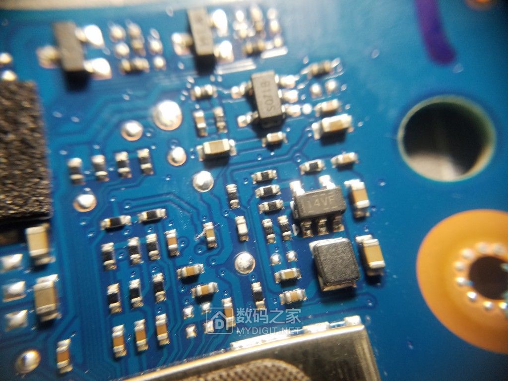 拆解报告天猫精灵方糖r智能音箱,天猫精灵方糖gt怎么拆机