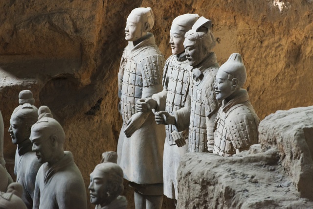 秦始皇陵兵马俑几点过去合适,看秦始皇皇陵还是看兵马俑