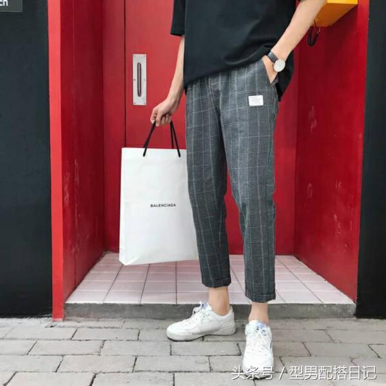 偏瘦男士怎么穿衣打扮好看,40岁偏瘦男士穿衣轻奢搭配