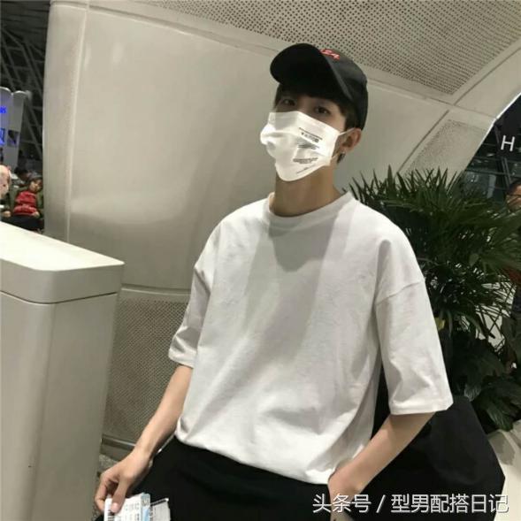 偏瘦男士怎么穿衣打扮好看,40岁偏瘦男士穿衣轻奢搭配