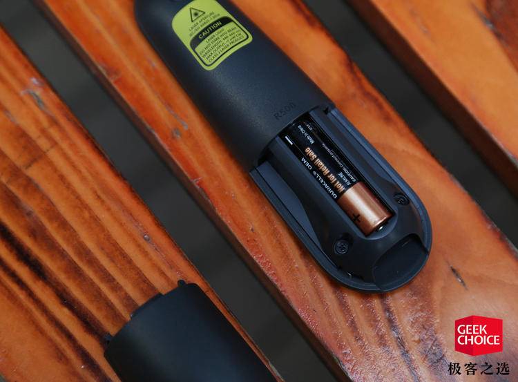 你和「眉飞色舞」的演讲者之间，可能还差一个出色的无线演示器