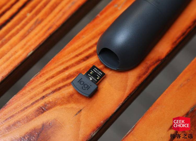 你和「眉飞色舞」的演讲者之间，可能还差一个出色的无线演示器