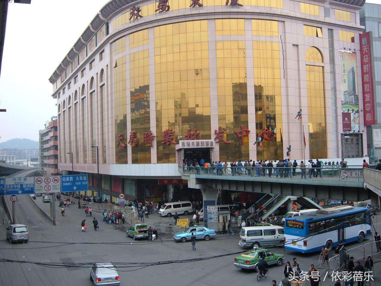 当下最红的服装批发市场有哪些,各地服装批发市场进货渠道