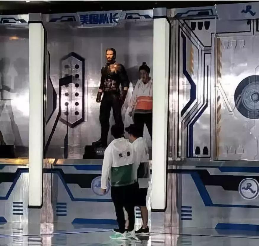 中国漫威英雄郑恺,郑恺漫威3秒钟镜头