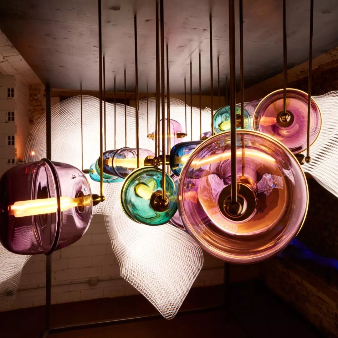 意大利米兰灯具新款2023,米兰长条形灯具