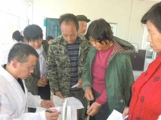 「昌邑好人」用爱心点燃生命之火用医术解除疾病之苦——桦皮厂镇中心卫生院医疗科科长姜中