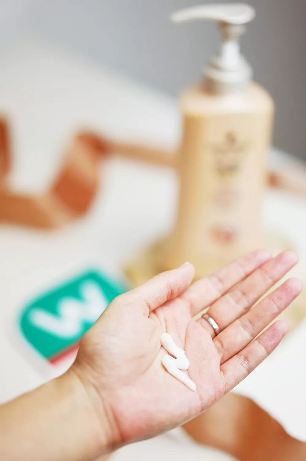 考验发量的发型,考验接发技术