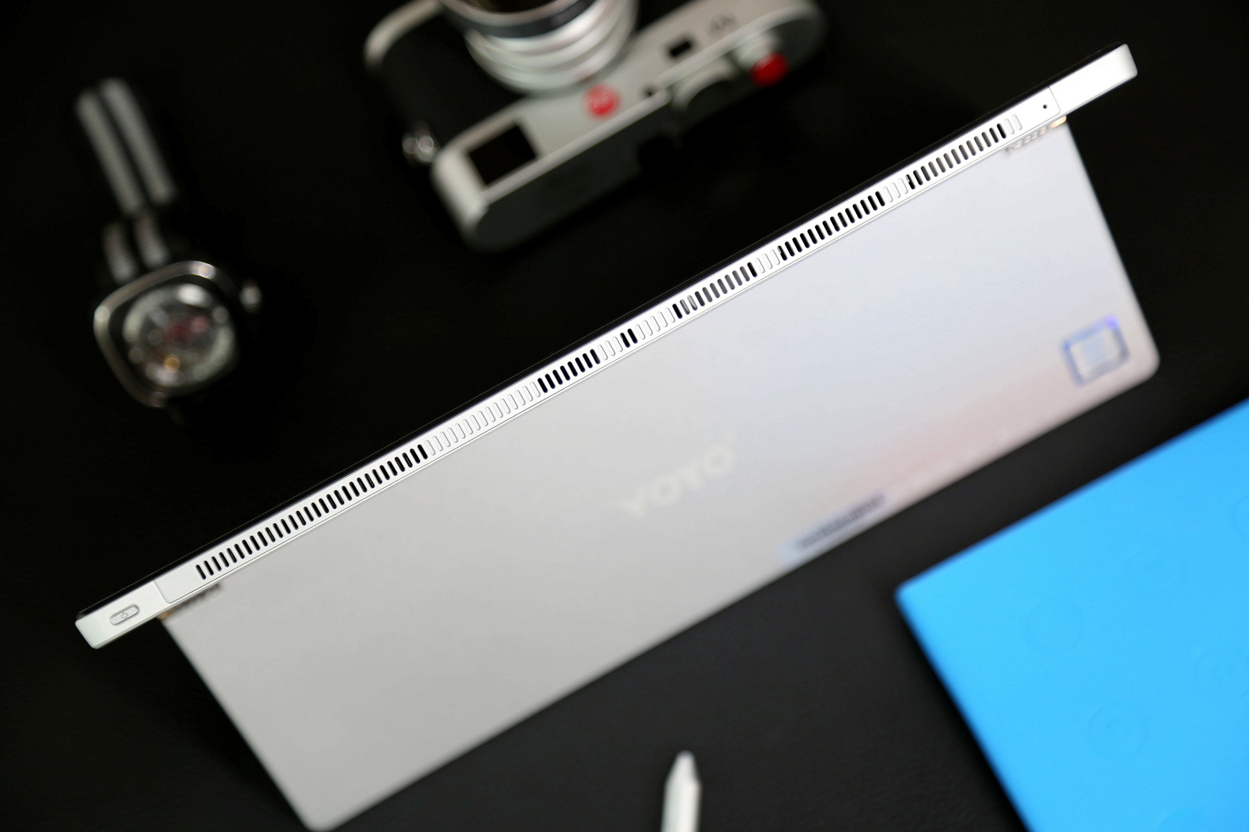 voyoi7plus二合一平板电脑,轻薄便携兼具性能笔记本5000