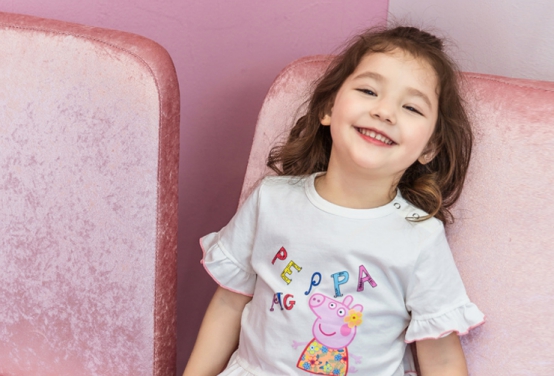 在英国穿上这个玩具,你的娃就是幼儿园之王