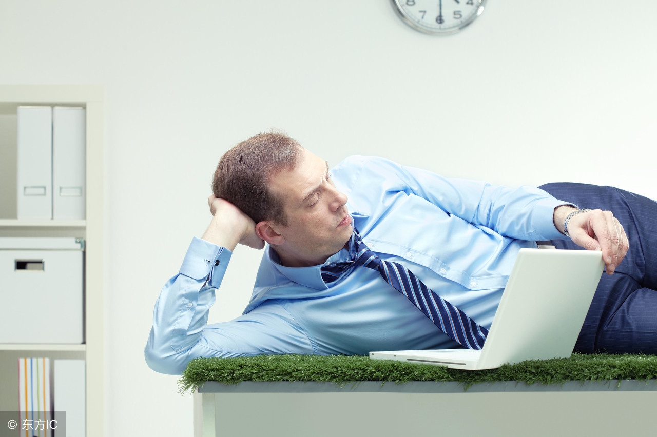 研究生论文过了答辩没过,答辩没过哭了