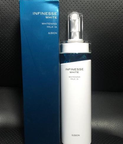 乳液哪个牌子好秋冬,雅诗兰黛乳液和兰蔻乳液哪个好用