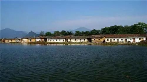 「诗词原创」聂双｜春波碧草娇红媚燕语莺言意挽归