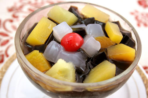 龟苓膏只有怎么样才好吃,龟苓膏真正的做法里面有没有龟壳