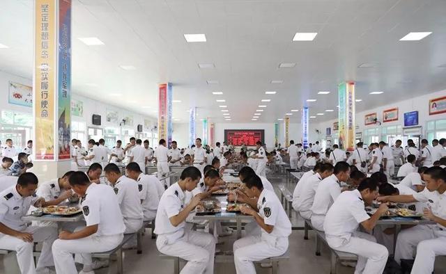 大锅菜怎么做才有农村的味道,大锅菜做起来味道真棒