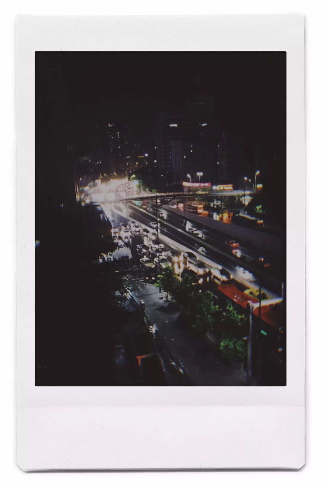 小贾和卡戴珊都用的拍立得APP，真得不试一下吗？丨编辑推荐