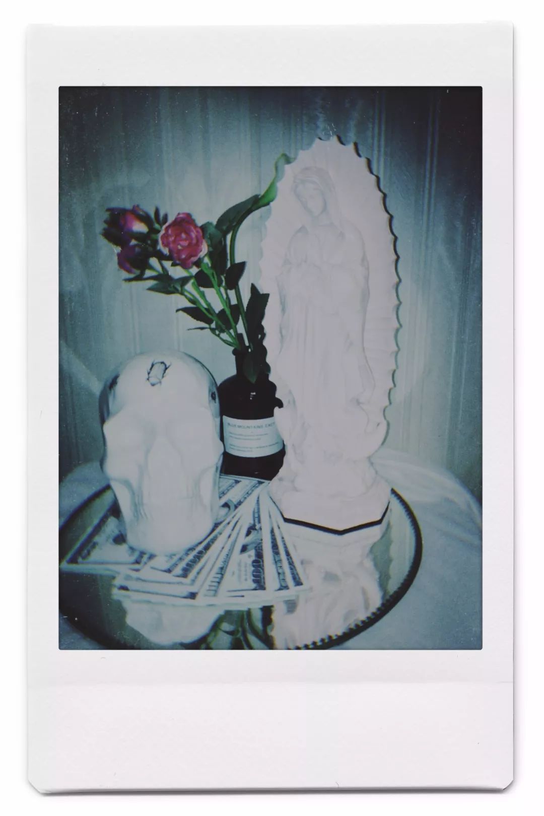 小贾和卡戴珊都用的拍立得APP，真得不试一下吗？丨编辑推荐