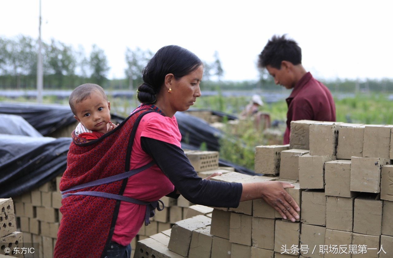 劳动者病假期间的工资,员工产假前请长期病假工资怎么算