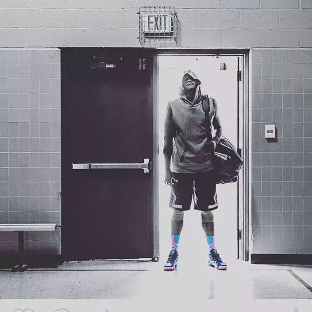 想要打好篮球就努力的视频,想要打好球应该知道的道理