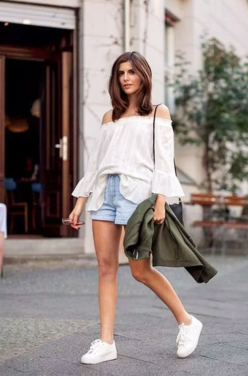 雪纺衣服怎么搭配才好看,雪纺上衣搭配什么好看秋冬季