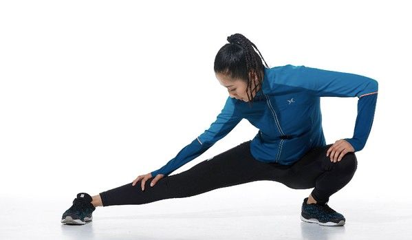 简单舒适的运动风套装搭配来啦,让夏日运动更清爽这些装备备起来