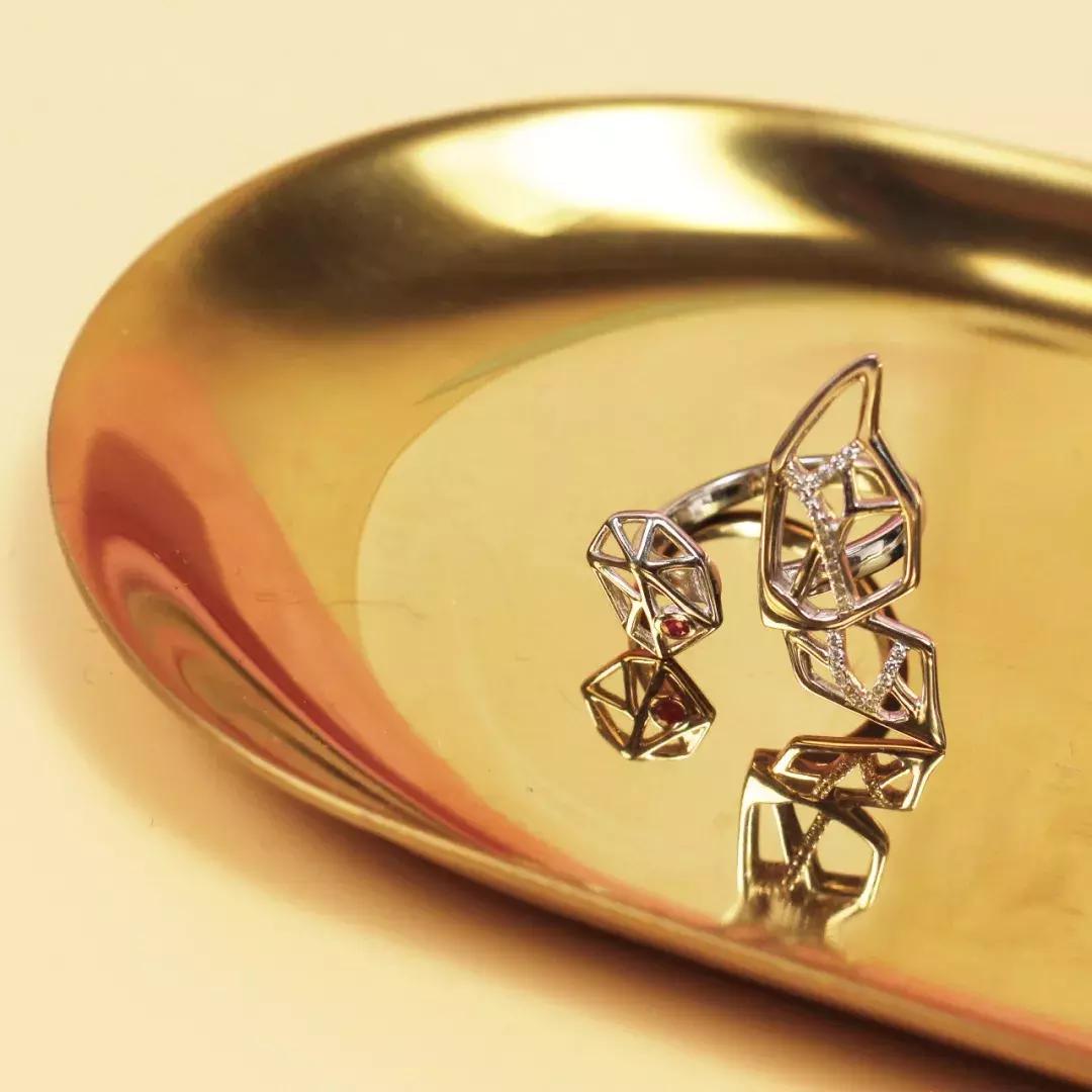 戒指推荐小众手控,粗短的手型适合的戒指