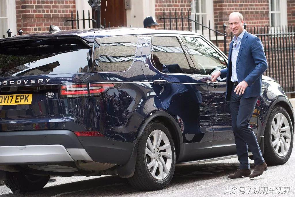 英国威廉王子开车,英国威廉王子在公众场合